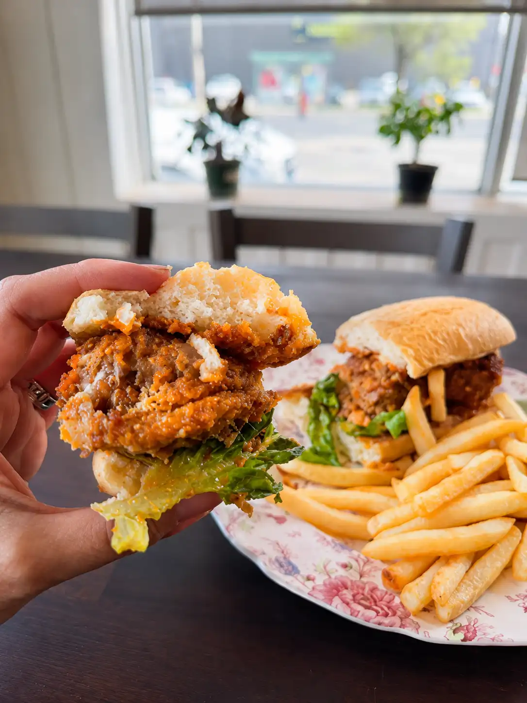 Handheld burger bite