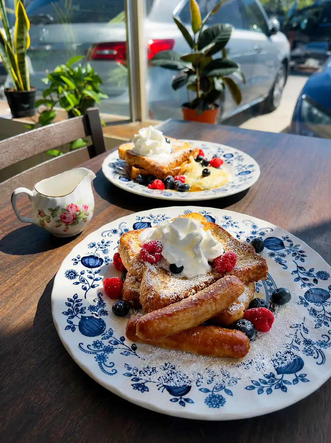 Dessert plate with berries